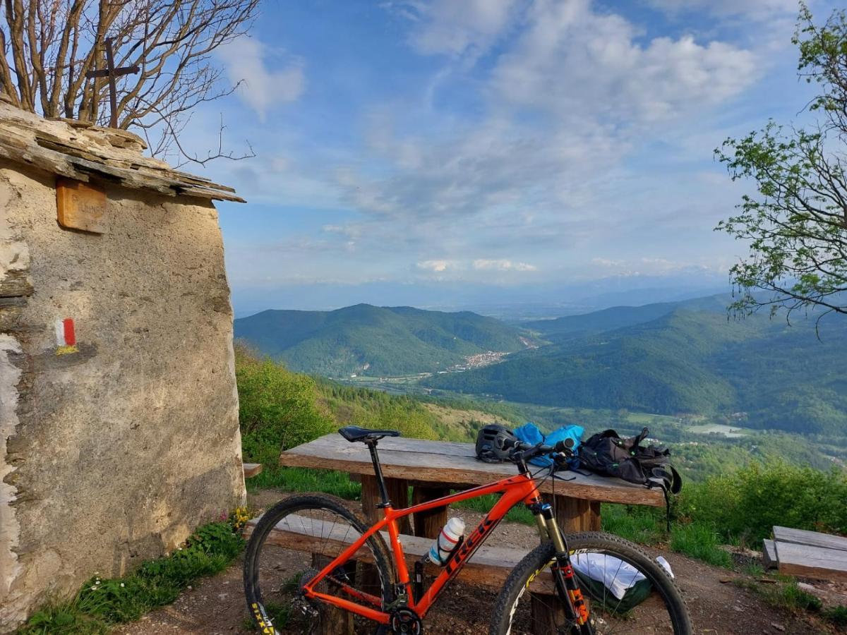 Due Camere E Una Bici Venasca Екстер'єр фото